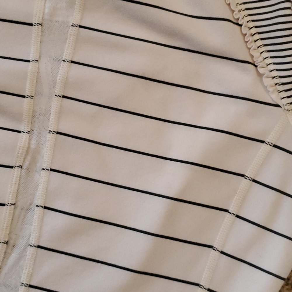 Lululemon Top - Picture 3 of 4